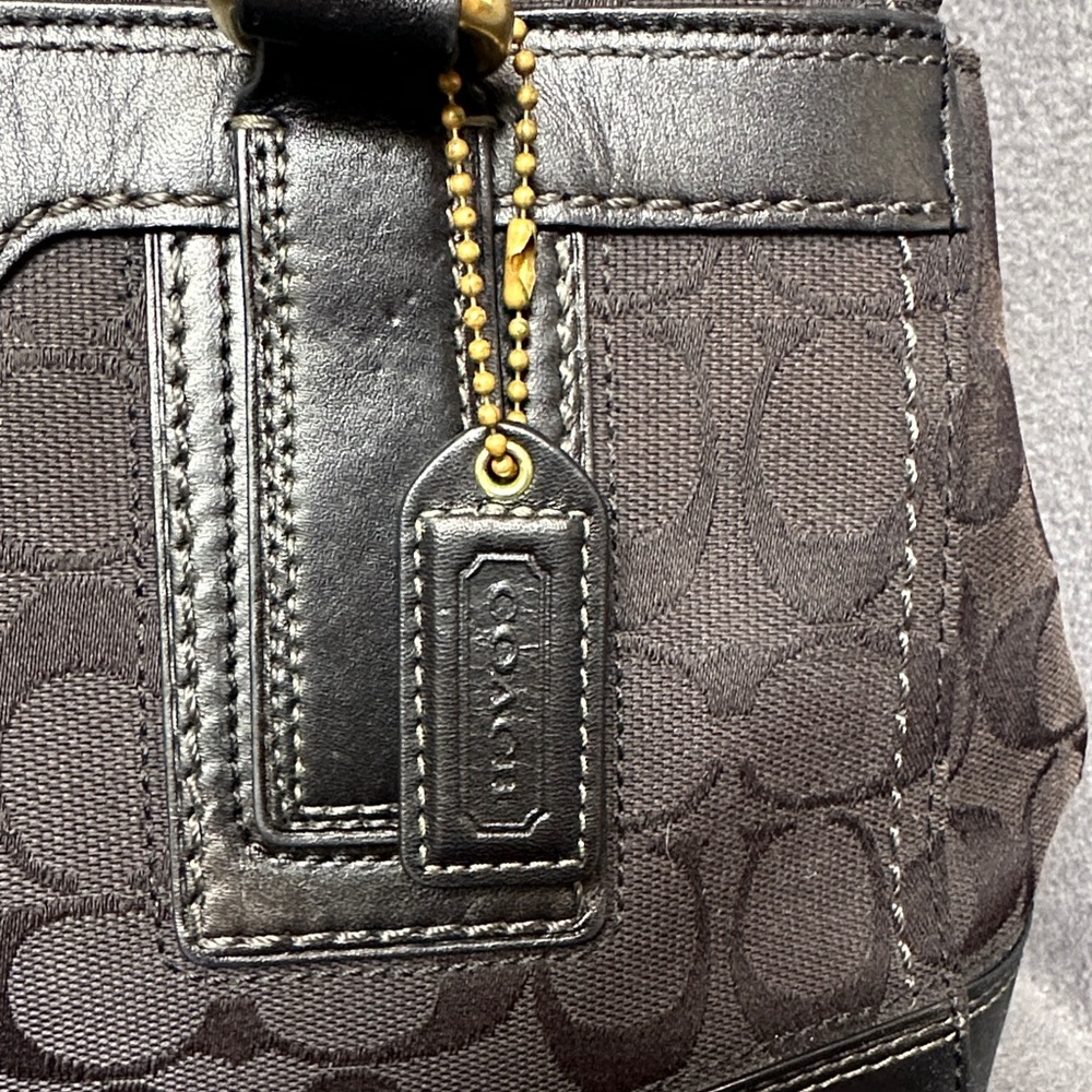 Coach Hampton 11063 Black Signature Medium Carry All Tote Shoulder Bag - Picture 3 of 16